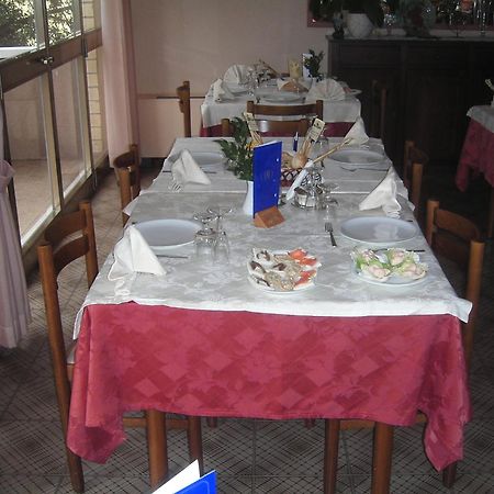 רימיני Hotel Marselli מראה חיצוני תמונה