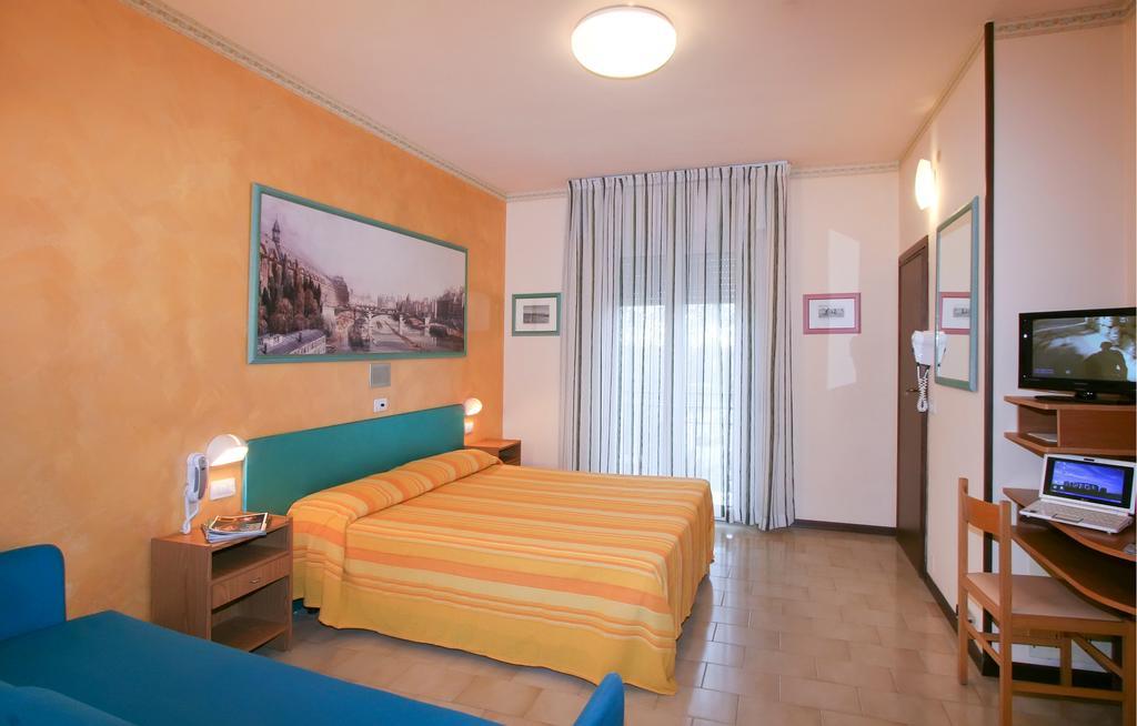 רימיני Hotel Marselli מראה חיצוני תמונה