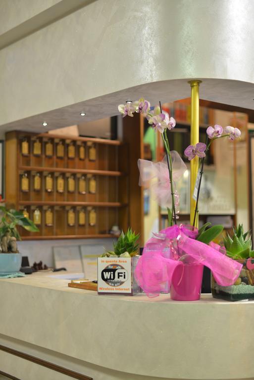 רימיני Hotel Marselli מראה חיצוני תמונה