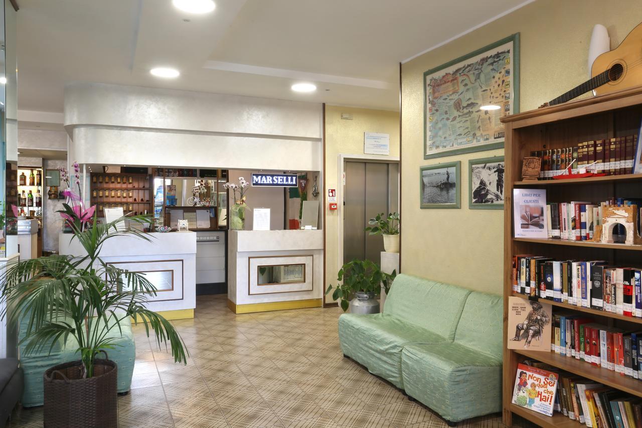 רימיני Hotel Marselli מראה חיצוני תמונה