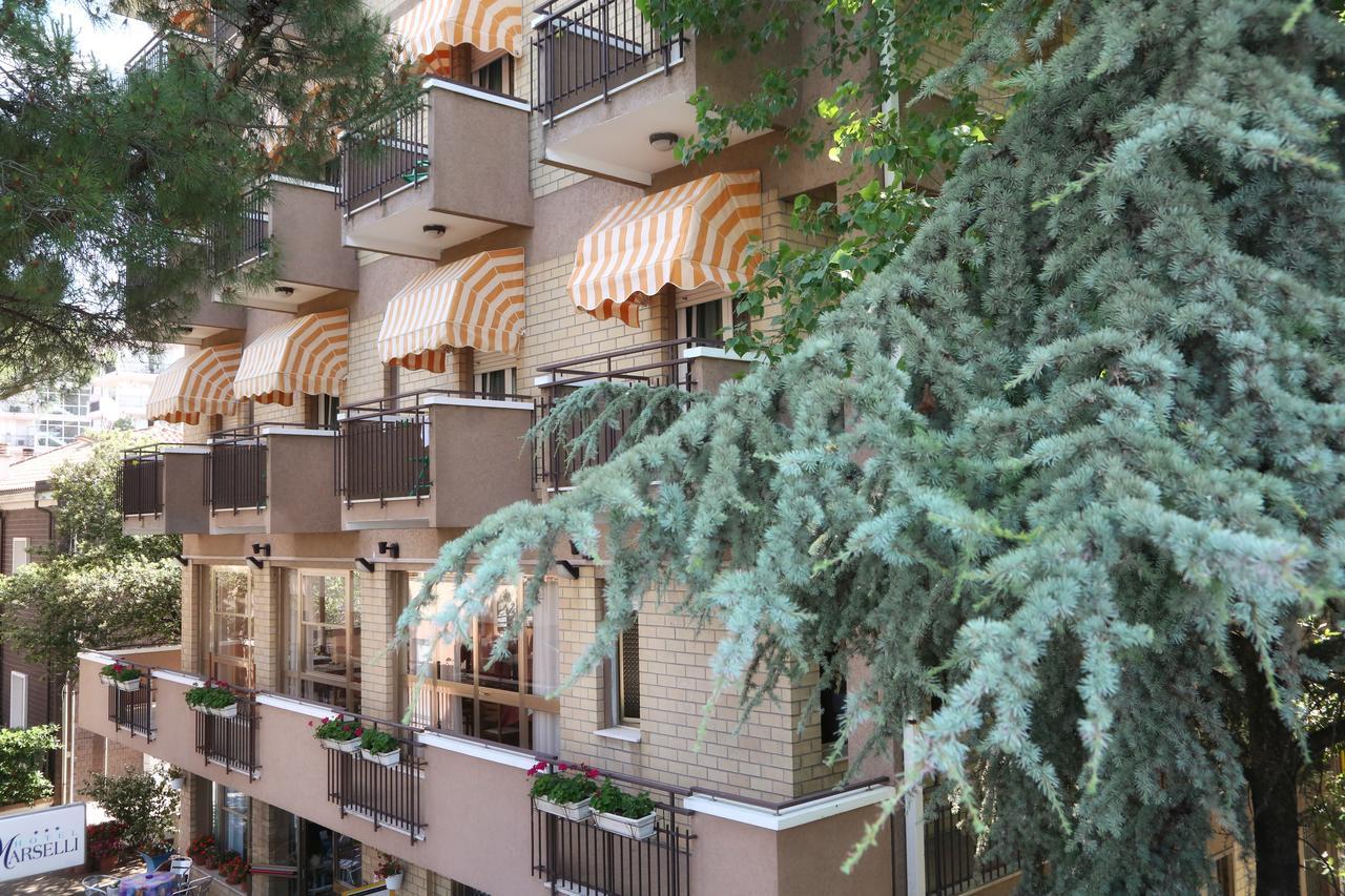 רימיני Hotel Marselli מראה חיצוני תמונה